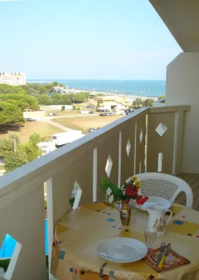 Splendid Seaview Flat - Beahost