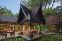 Centara Collection Machchafushi Island Resort & Spa Maldives - breakfast