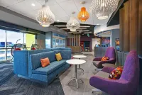 Tru by Hilton Stoughton - 3-Star