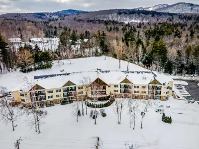 Mountain Edge Suites at Sunapee, Ascend Hotel Collection Hotels in Bradford