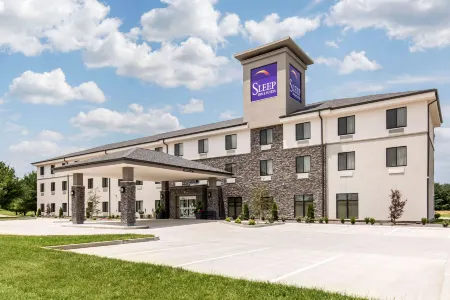 Sleep Inn & Suites Отели в г. Morgan County