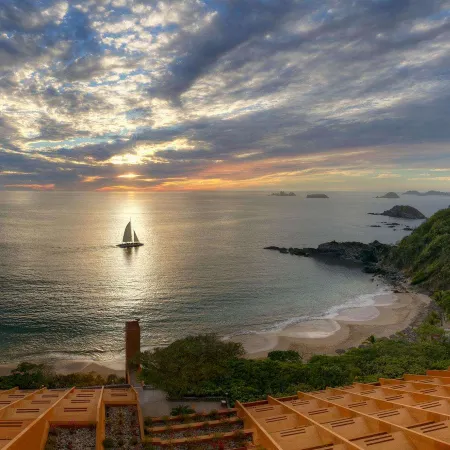 Las Brisas Ixtapa