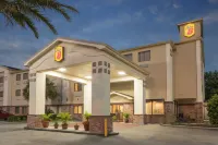 Super 8 by Wyndham Duson Lafayette West Area Hotels in Rayne