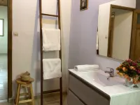 Villa ChezSoa Andoharanofotsy - Homestays