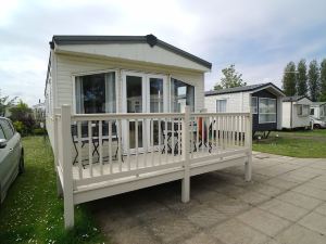 8 Berth Caravan at Manor Park Hunstanton Free Wifi