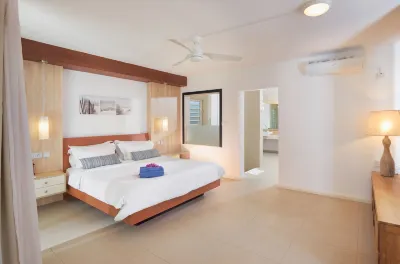 Le Beachclub Hotels in Pereybere Beach