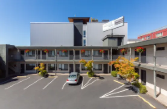 The Grove West Seattle Inn Отели в г. 