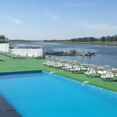 Mega Space Country Club