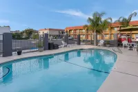 Quality Inn Redding Near I-5 - プール