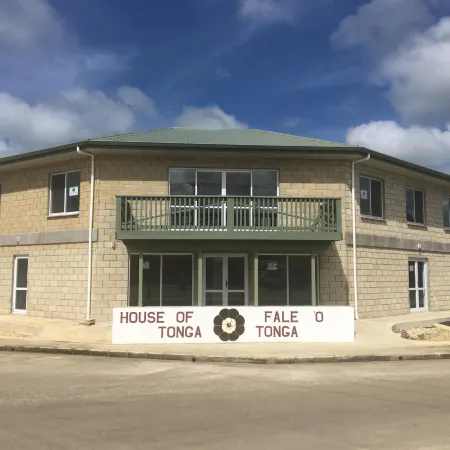 House of Tonga Отели в г. Тонгатапу