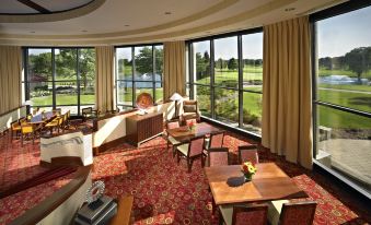 Hilton Chicago Oak Brook Hills Resort & Conference Center