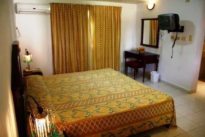 Villa Mirador de Mayabe Hotels near La Loma De La Cruz