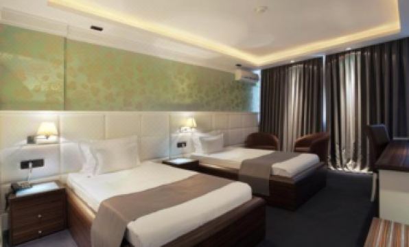 Garni Hotel Crystal