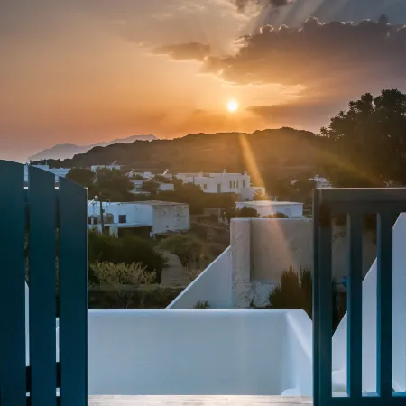 Eiriana Luxury Suites
