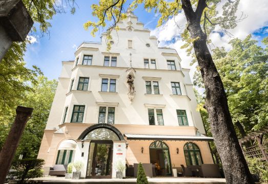 홀리-베를린 호텔 외관