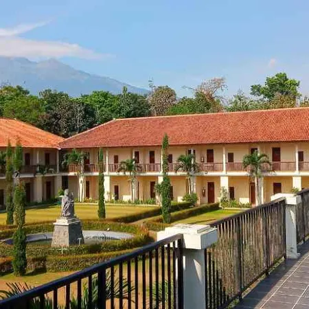 D'Emmerick Salib Putih Hotel Salatiga