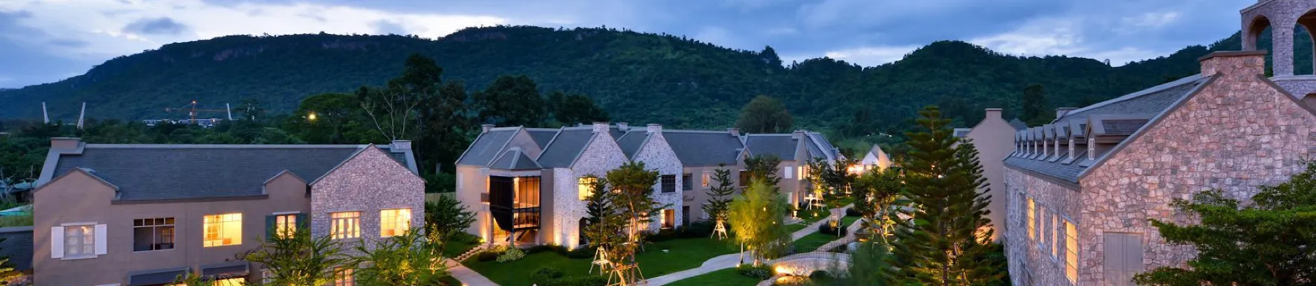 Top 50 Instagrammable Hotels near Phachi