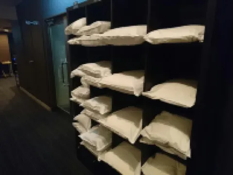 Atsugi Capsule Hotel
