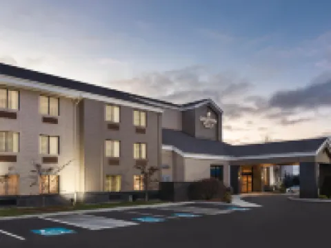 Country Inn & Suites by Radisson, Erie, PA Hotels in Summit Township