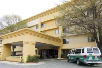 Quality Inn & Suites Raleigh Durham Airport