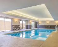 Comfort Suites - Pools