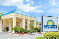 Days Inn by Wyndham Kingsland GA