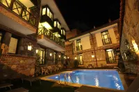 Celsus Boutique Hotel - Kolam Renang