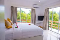 Xen Midu Hotels in Herathera
