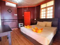Villamas Perhentian Resort Hotels near Pulau Perhentian Besar