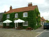 Wentworth Arms Hotels in Scagglethorpe