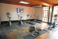 African Sky Hotels - Pine Lake Inn - Gym