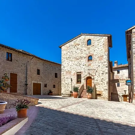 Borgo Petroro