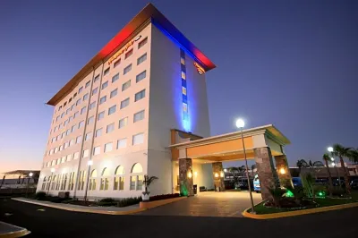 Hampton Inn by Hilton Silao-Aeropuerto Bajio Các khách sạn ở Silao de la Victoria