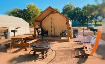 9 Blue River Camp - Glamping Cabin