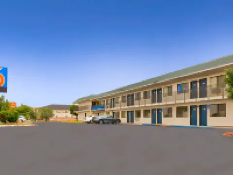 โมเทล 6 ตูกุมการิ นิวเม็กซิโก โรงแรมในตูกุมการิ