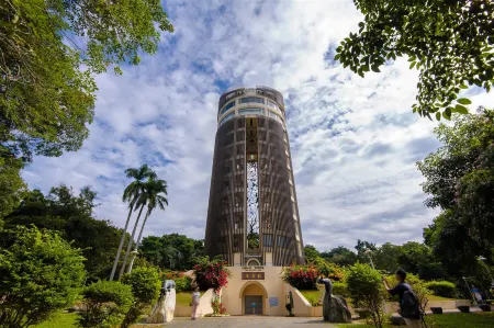 HIYES Hotel