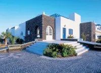 Smy Mediterranean White Santorini Hôtels à : Monolithos