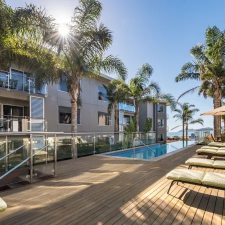 Edgewater Palms Apartments