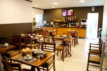 Pousada Du Valle Отели в г. Эмбу