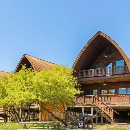 Canyon Lakeview Resort