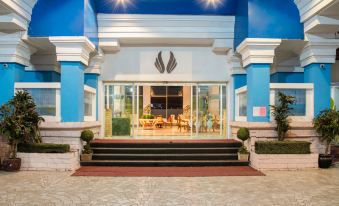 Townhouse Royal Palms Shared Serviced Apartment