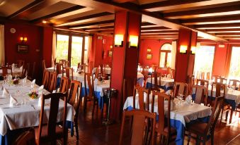 Hotel Arnal - Housity