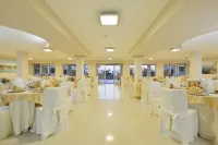 Hotel Mareluna - Breakfast