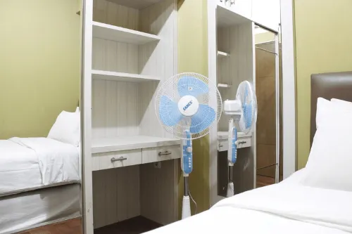 Parquette 2Br Gateway Ahmad Yani Cicadas Apartment