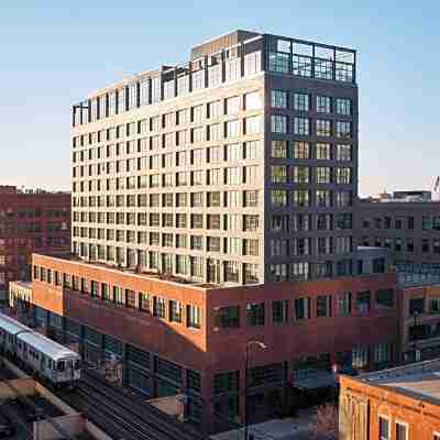 The Hoxton, Chicago Hotel Exterior