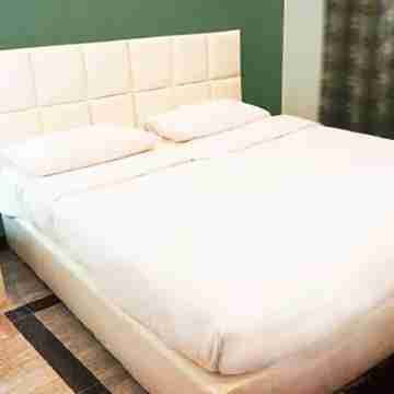 Hotel Leaders Plaza Salmiya Rooms