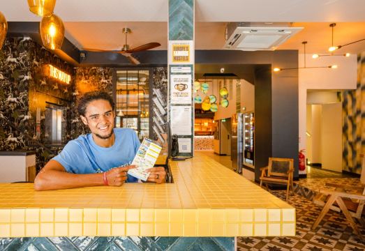 빌라 생텍쥐페리 비치 호스텔 전경