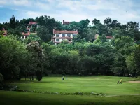 Waterford Valley Chiangrai Golf Course and Resort Hotels in Amphoe Wiang Chiang Rung