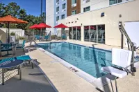 TownePlace Suites Auburn University Area - プール