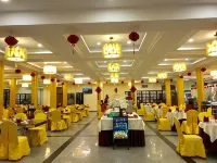 Myanmar Sports Hotel Hotel di Thingangyun